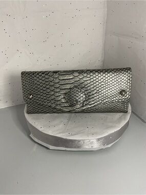 Icing Silver Snake-Embossed Clutch Wristlet